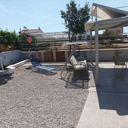 Filio'S Loft Near Airport Villa Ártemida Kültér fotó