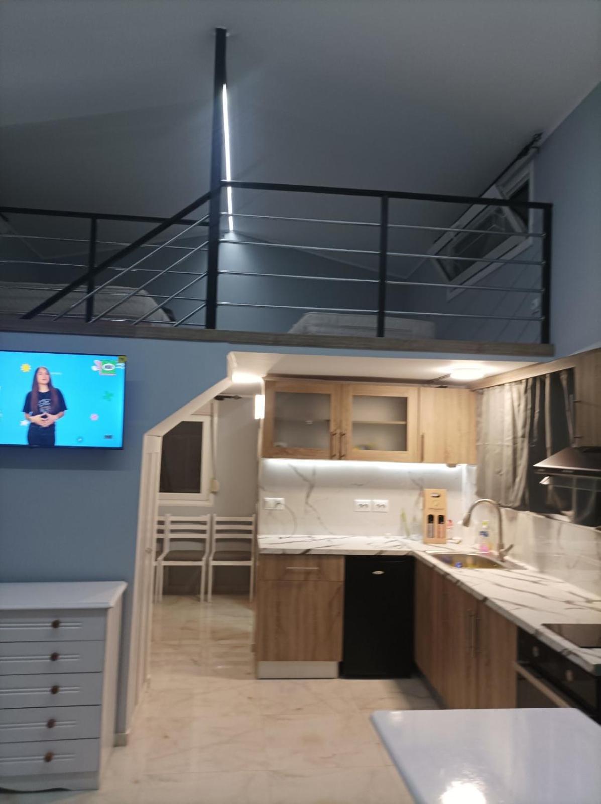 Filio'S Loft Near Airport Villa Ártemida Kültér fotó