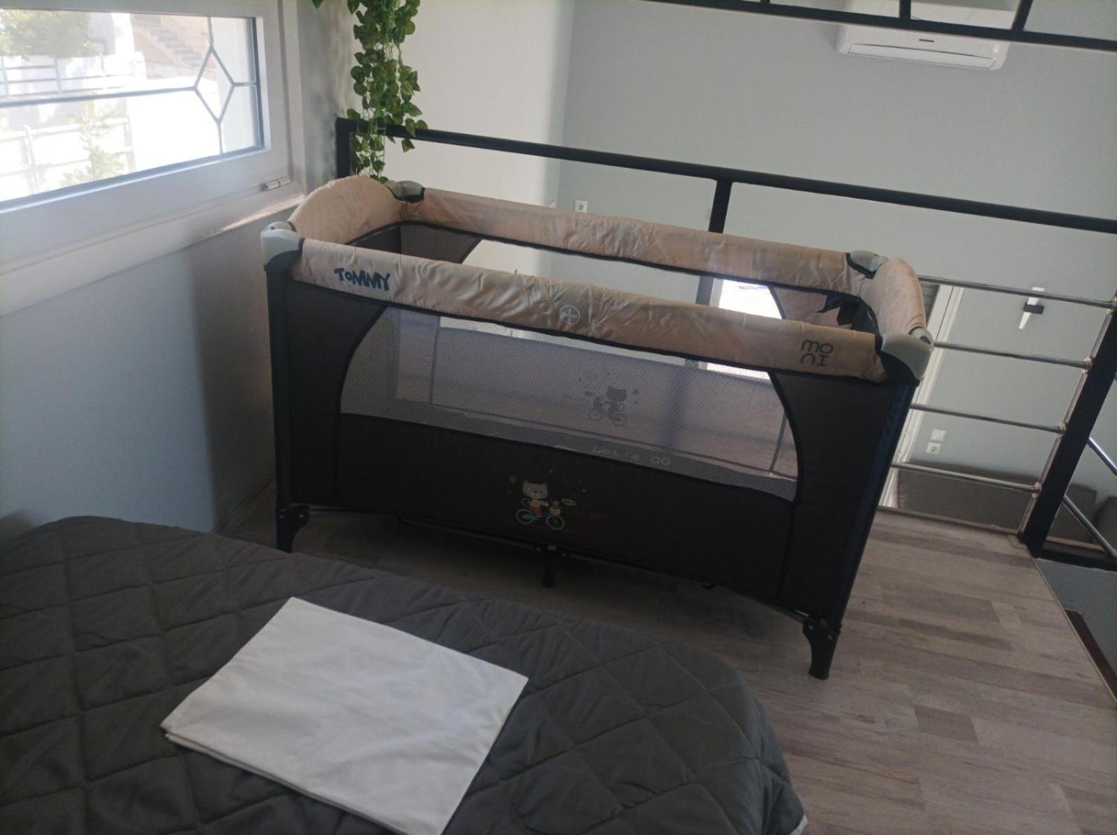 Filio'S Loft Near Airport Villa Ártemida Kültér fotó