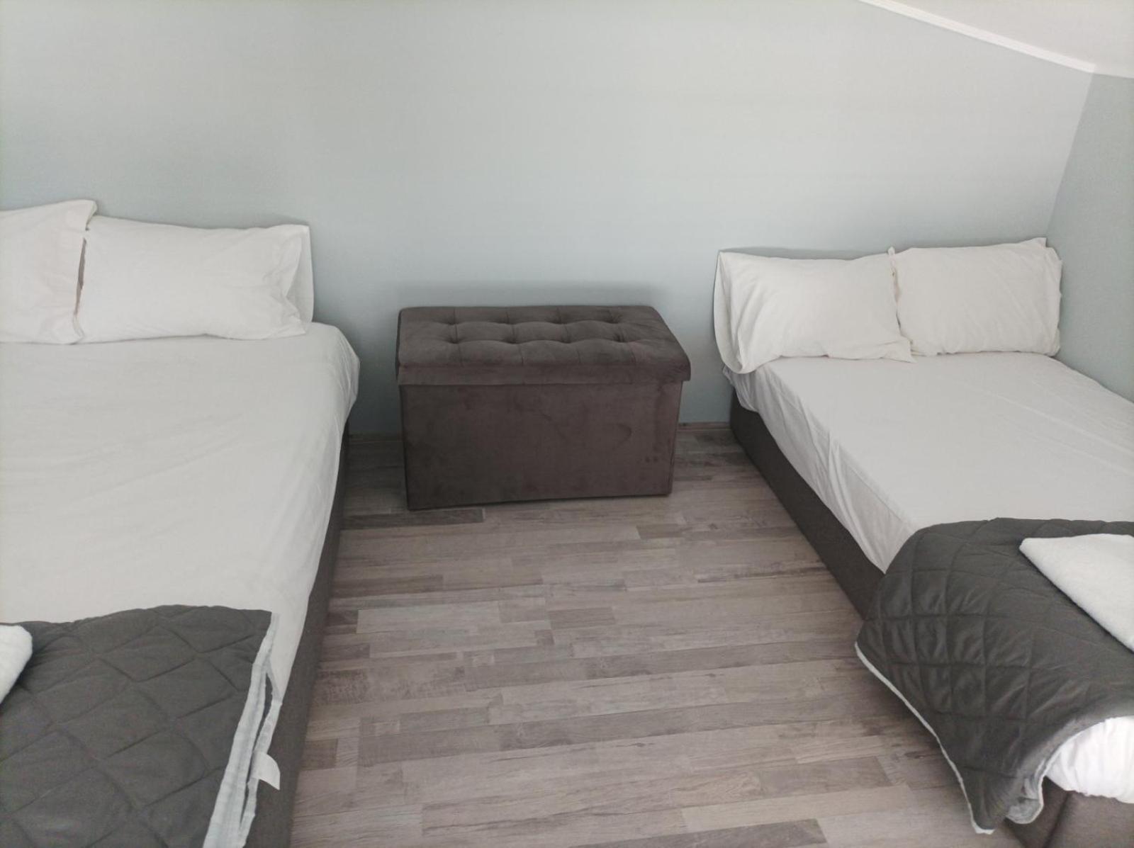 Filio'S Loft Near Airport Villa Ártemida Kültér fotó