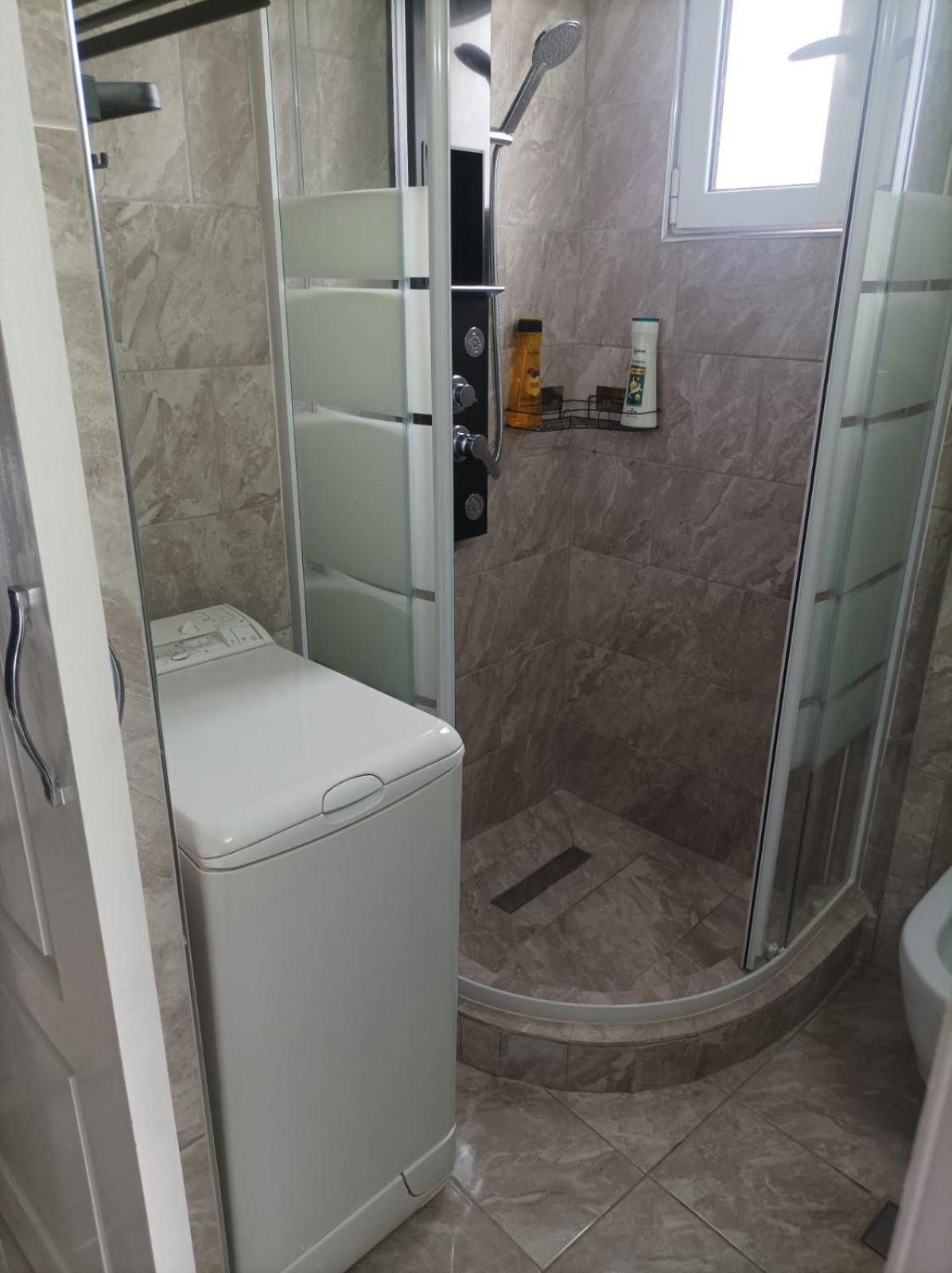 Filio'S Loft Near Airport Villa Ártemida Kültér fotó