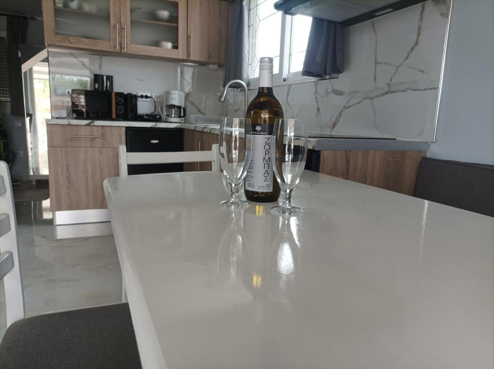 Filio'S Loft Near Airport Villa Ártemida Kültér fotó
